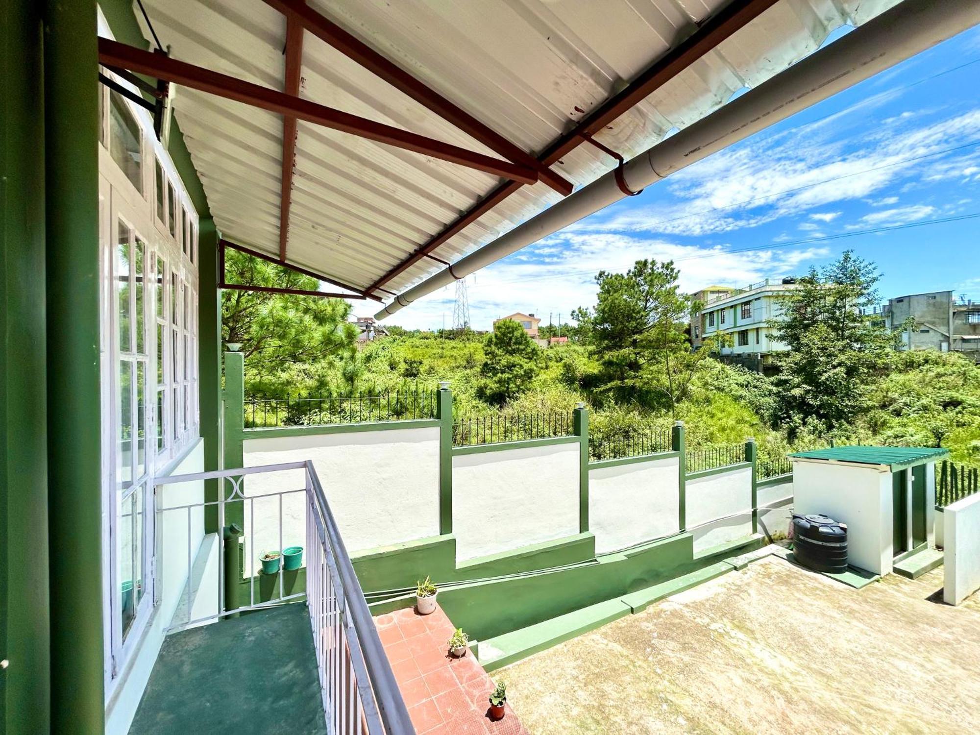 Yepplo Holiday Home - Complimentary Breakfast - 24 Hrs Caretaker & Power Backup Shillong Ngoại thất bức ảnh