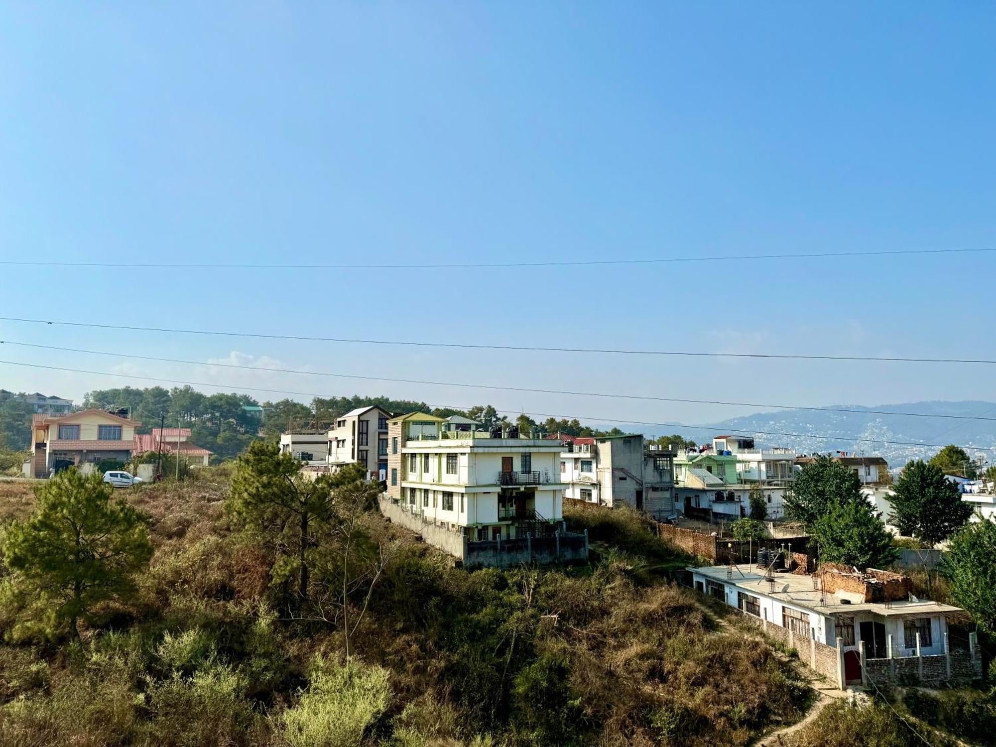 Yepplo Holiday Home - Complimentary Breakfast - 24 Hrs Caretaker & Power Backup Shillong Ngoại thất bức ảnh
