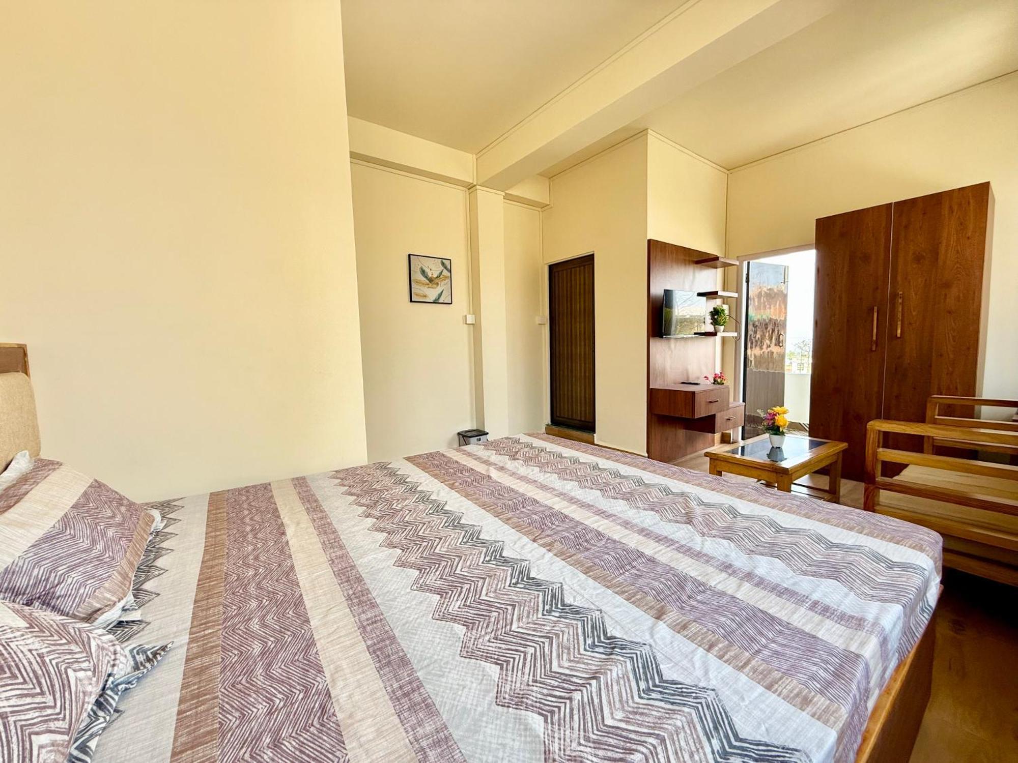 Yepplo Holiday Home - Complimentary Breakfast - 24 Hrs Caretaker & Power Backup Shillong Ngoại thất bức ảnh