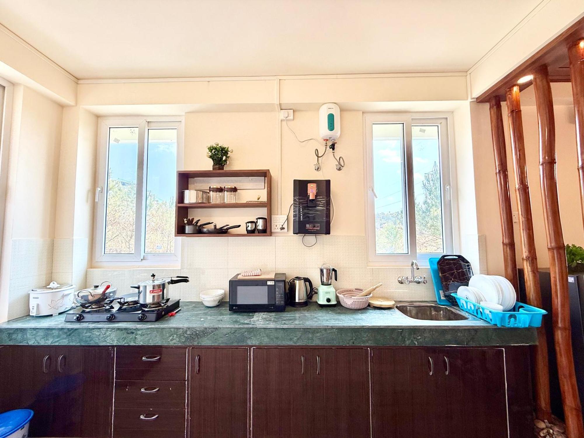 Yepplo Holiday Home - Complimentary Breakfast - 24 Hrs Caretaker & Power Backup Shillong Ngoại thất bức ảnh